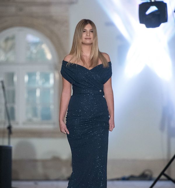 Prva samostalna revija Ivane Jurić - 1