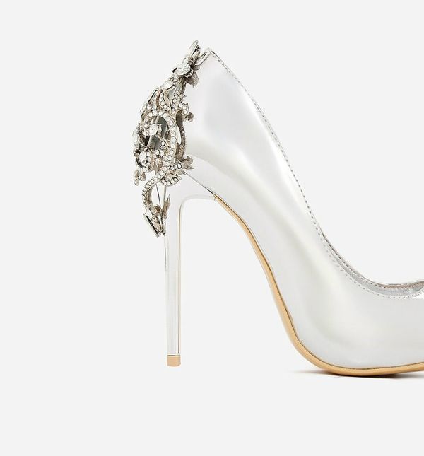 Metalik štikle brenda Ego, 299 kuna