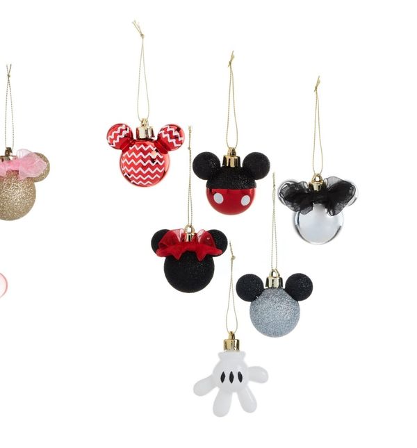 Božićni ukrasi s likom Minnie i Mickeyja Mousea iz Primarka