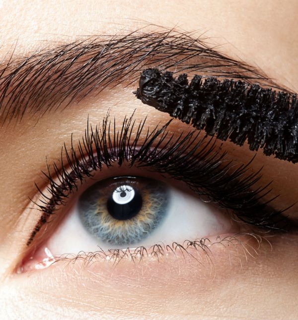 Dobra maskara bitan je dio kozmetičke torbice