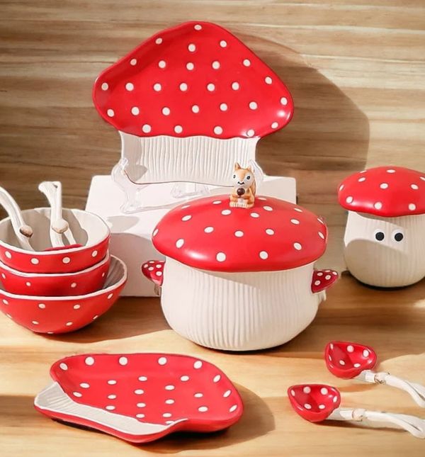 Kuhinjski set s motivom muhare