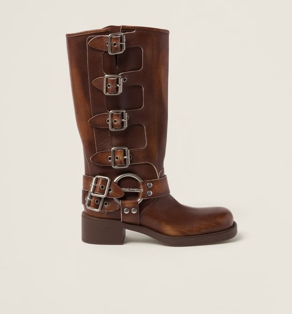 Čizme modne kuće Miu Miu