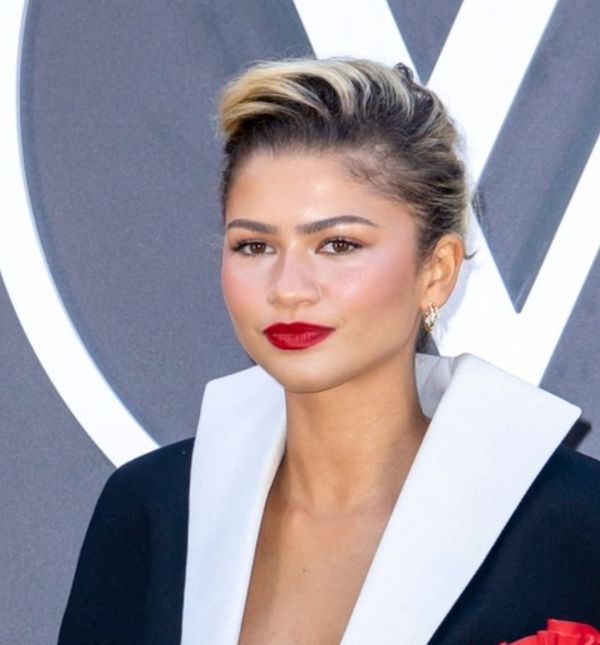 Zendaya na pariškoj reviji Yves Saint Laurenta