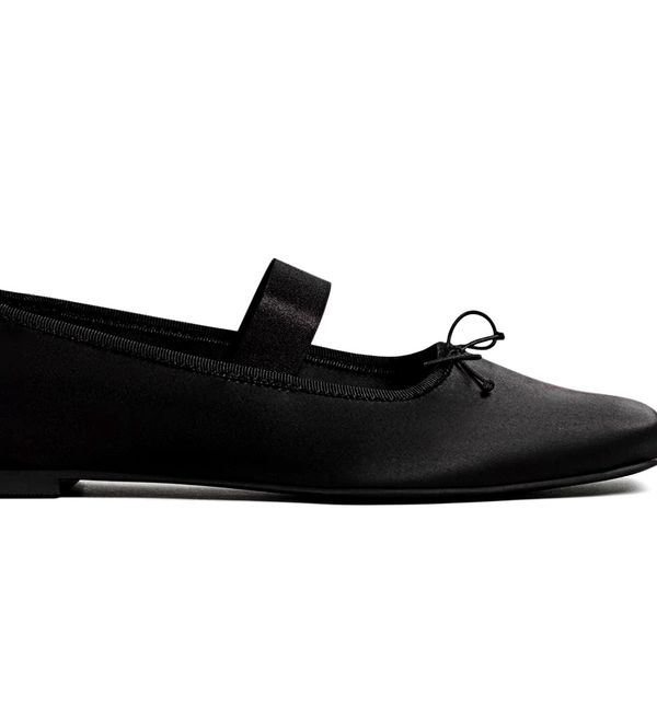 Stradivarius, 22,99 EUR