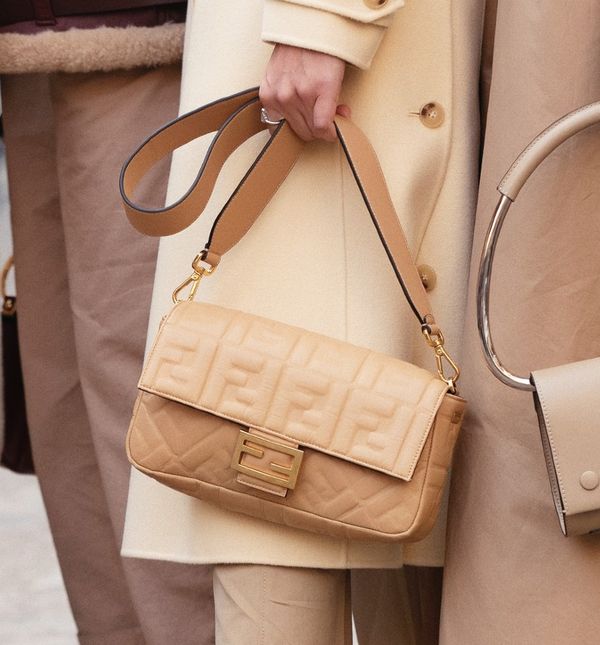 Torbe za posao i izlaske