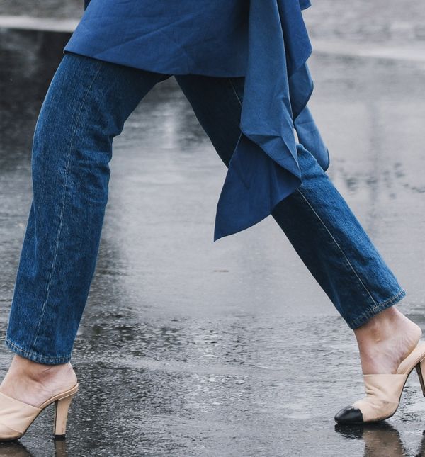 Tamnoplave traperice izdanjima donose i dozu sofisticranosti