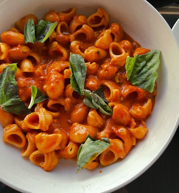 Tjestenina u umaku od paprike