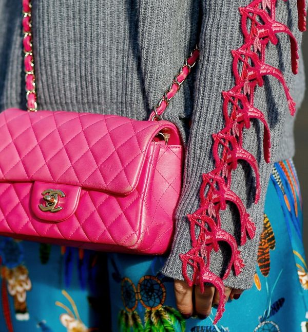 Siva i ružičasta boja savršen su par