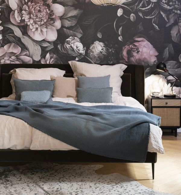 Tapeta može biti centralni dekor spavaće sobe