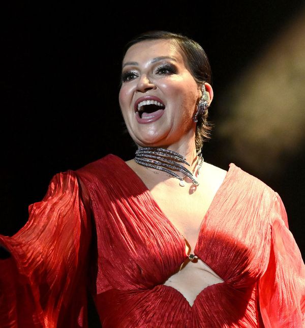 Nina Badrić u haljini brenda Maria Lucia Hohan na koncertu u Lisinskom