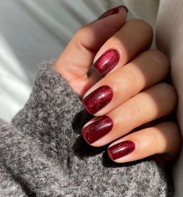 Kratki baršunasti nokti