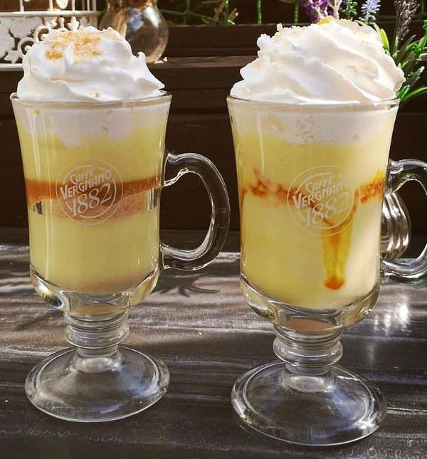 Cheesecake vruća čokolada jedan je od 'aduta' u ponudi Cat Caffea