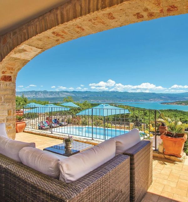 Obiteljska kuća u Malinskoj