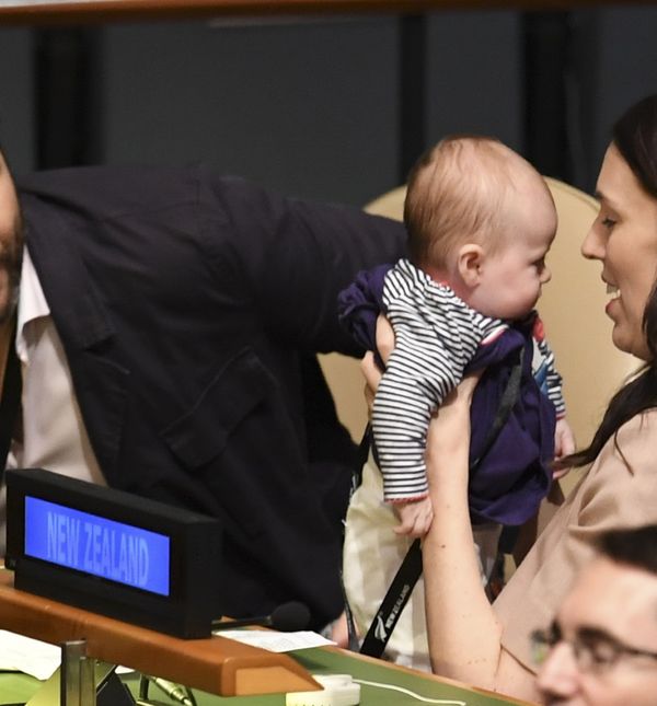 Novozelandska premijerka Jacinda Ardern s kćerkicom