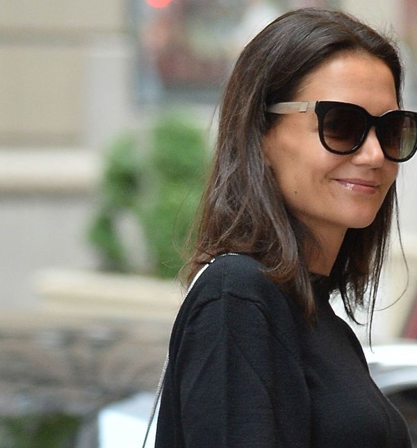Katie Holmes prošetala je New Yorkom u jednostavnoj šik kombinaciji