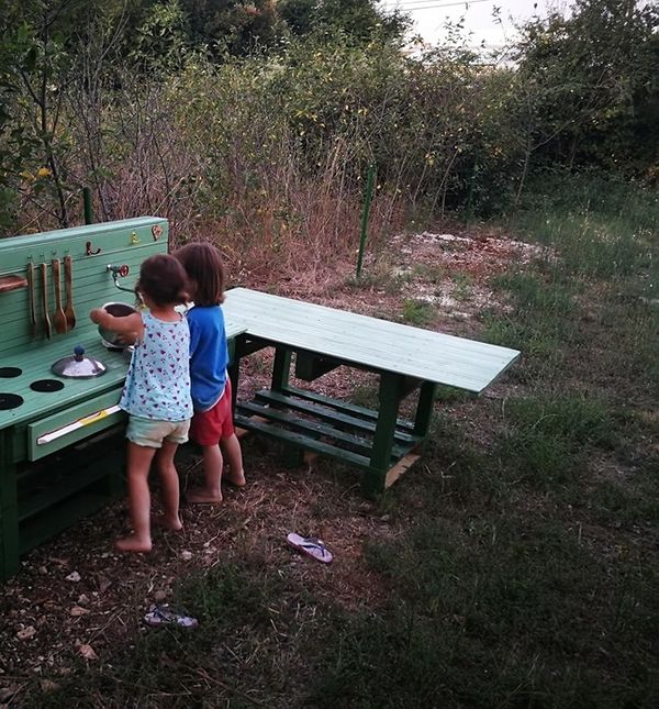 U šumskom vrtiću nema gotovih igračaka