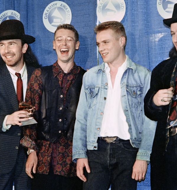 Bend U2 također je stekao kultni status