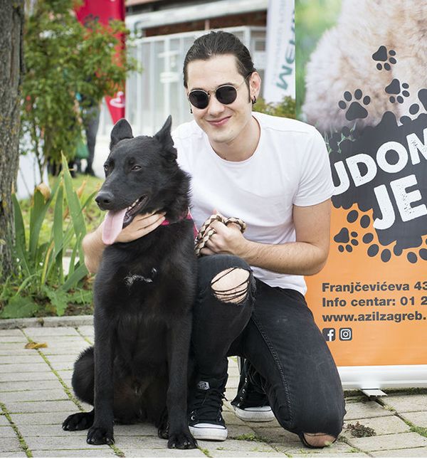 Pod motom 'Upoznaj me u Dumovcu!' održana je akcija Udomljavanje je fora