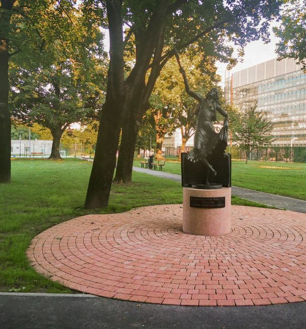 Kip Romkinje koja pleše, Zagreb - 3