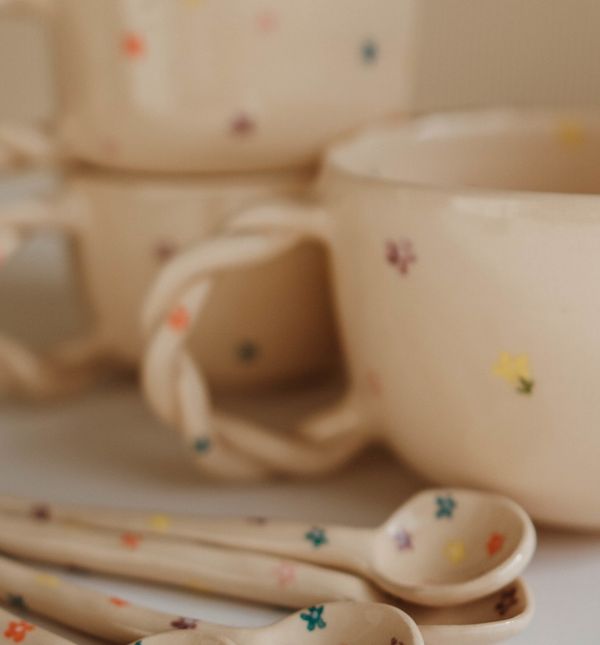 Hrvatski brend MyLo pottery ima prekrasne keramičke šalice i žličice koje izrađuje Lorena Radan iz Samobora