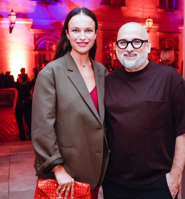 Ljupka Gojić Mikić na izložbi Nenada Sovilja