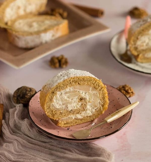 Mirisna rolada od jabuka