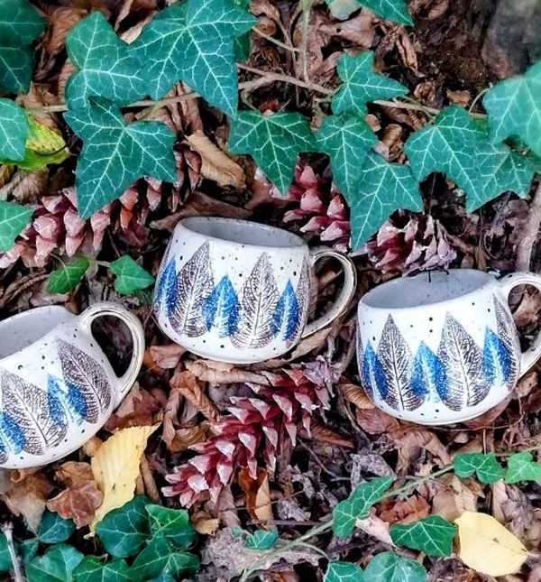 Svaka je šalica ručno oslikana