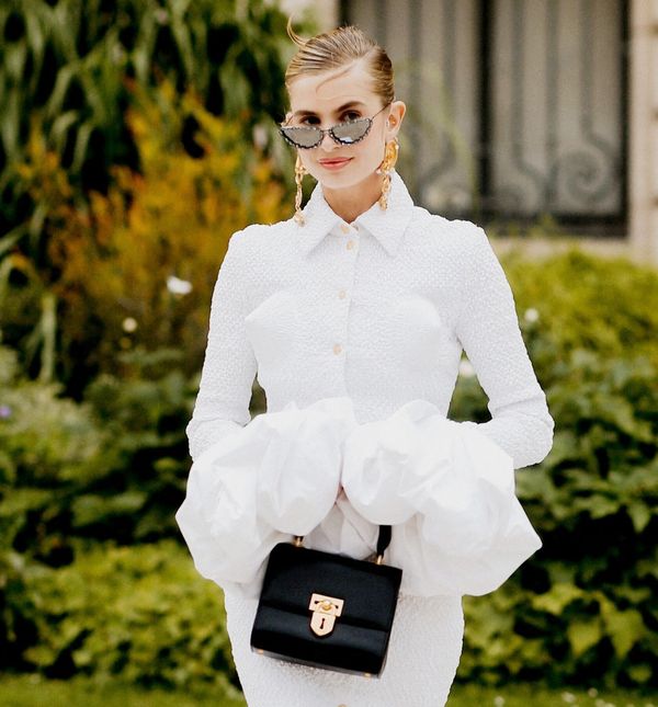 Xenia Adonts u kreaciji Daniela Roseberryja za Schiaparelli