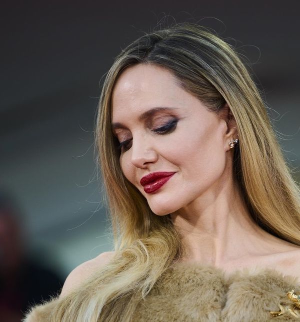 Angelina Jolie voli nositi crveni ruž