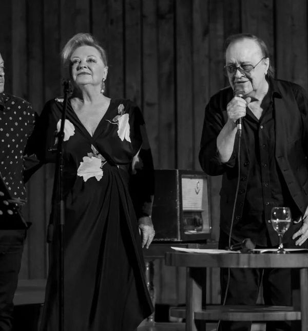 Obitelj Dedić zajedno na sceni