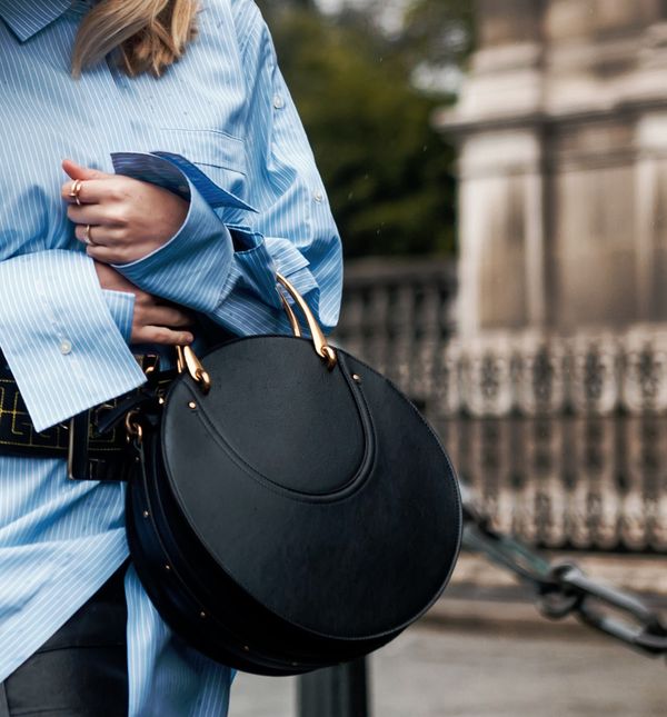 Plava košulja u street style izdanju