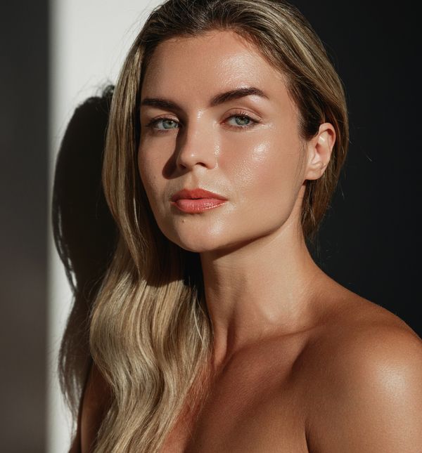 Nakon ljeta, koža često ostaje dehidrirana, umorna, s izraženijim borama i hiperpigmentacijama.