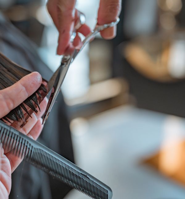 Nejasne upute često vode do razočaranja, zato je uvijek bolje precizno pokazati koliko želite skratiti kosu