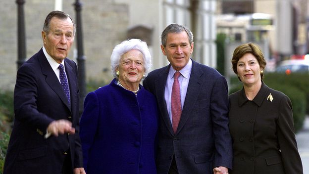 Barbara Bush s obitelji (Foto: AFP)
