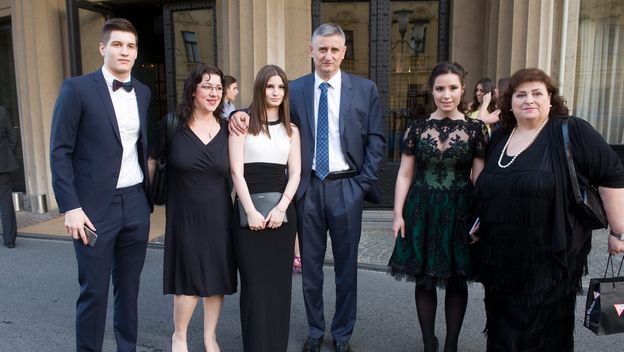 Martin Karamarko, Enisa Muftić Karamarko, Lana Karamarko i Tomislav Karamarko