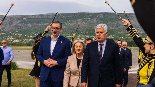 Aleksandar Vučić prvim letom tvrtke Air Serbia stigao iz Beograda u Mostar - 1
