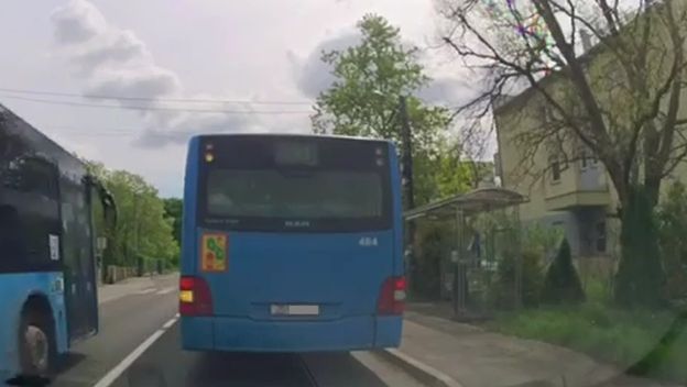 Autobusi