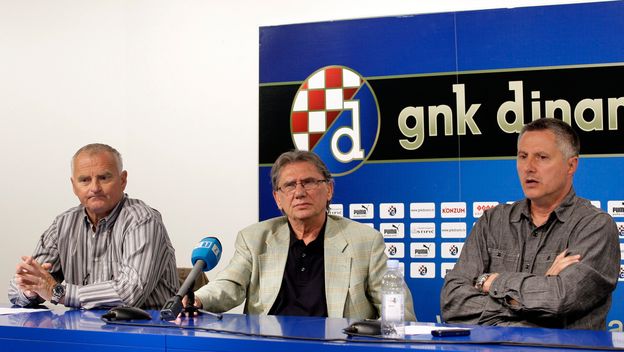 Ismet Hadžić (skroz lijevo)