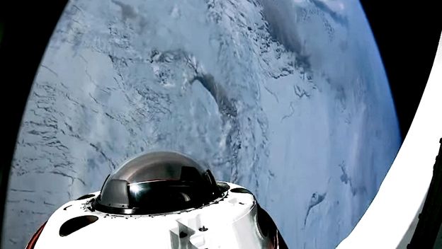 Pogled na Zemljin Južni pol iz SpaceX-ove kapsule misije Fram2