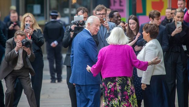 Kraljevska obitelj, kralj Charles