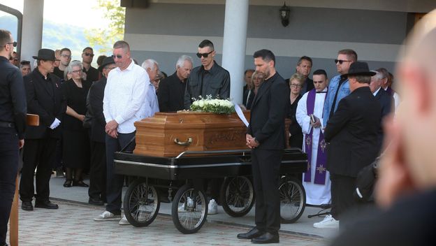 Pogreb Nikole Pokrivača