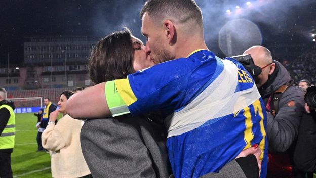 Edin i Amra Džeko - 1