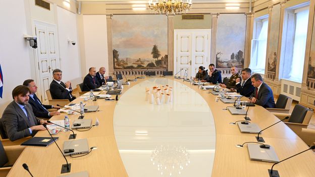 Održane su sjednice Vijeća za nacionalnu sigurnost i Vijeća za obranu. - 2