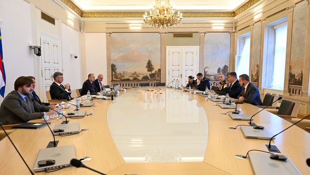 Održane sjednice Vijeća za nacionalnu sigurnost i Vijeća za obranu. - 11