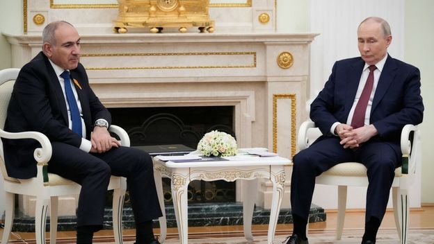 Nikol Pašinjan i Vladimir Putin