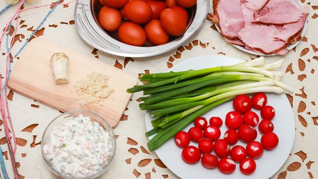 Uskrsni stol pun je najdražih delicija