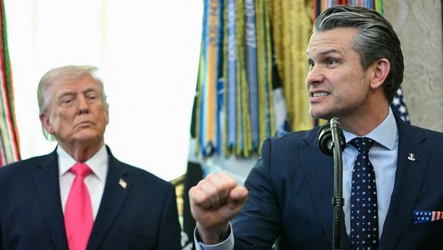 Donald Trump, Pete Hegseth