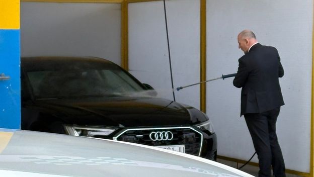 Ministar Medved u akciji