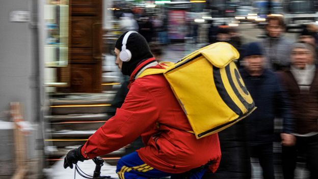 Dostavljač na biciklu