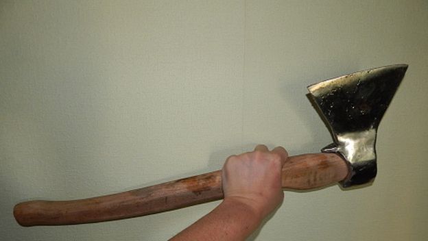 Sjekira, ilustracija